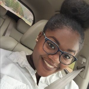 Meet your Posher, Kourtney