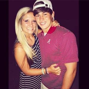 Meet your Posher, Lara