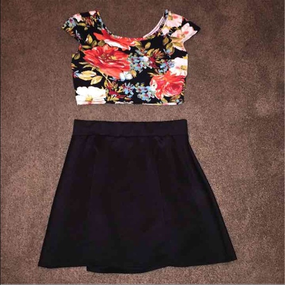 CropTop w Skirt bundle