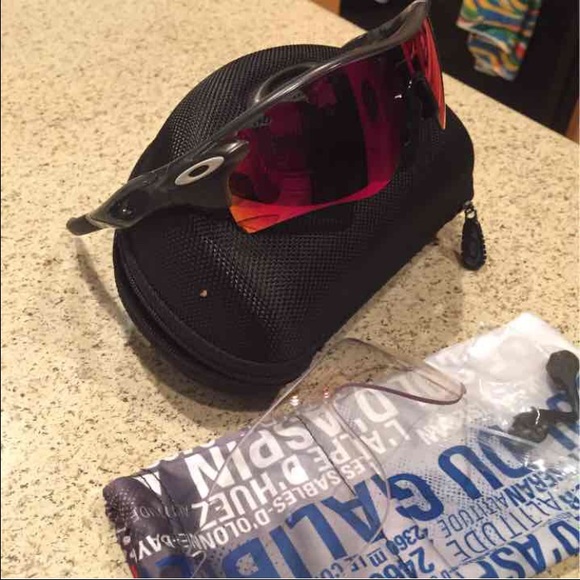 Oakley Raderlock - Picture 2 of 4