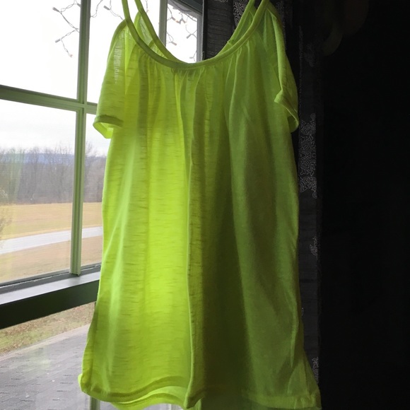 Tee with super cute sleeves!