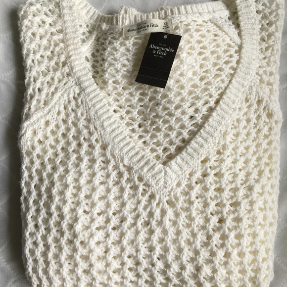 Abercrombie & Fitch Sweater White X Small New tags