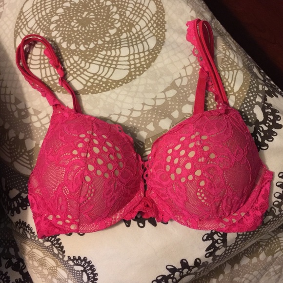 Victoria secret bombshell bra