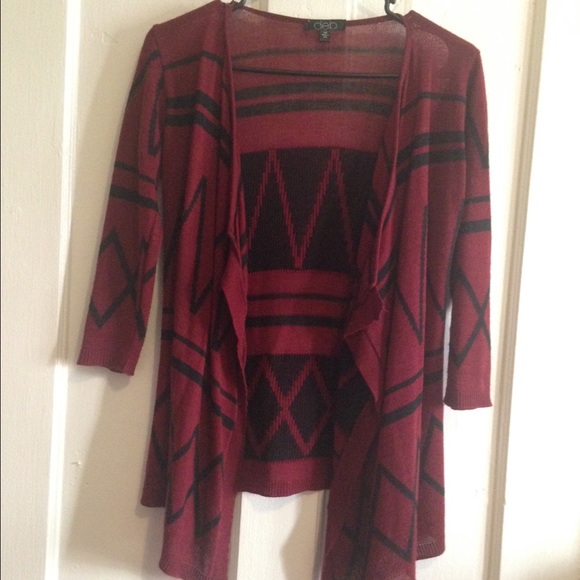 Red and black cardigan! - Picture 1 of 3
