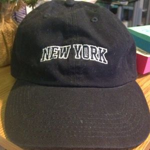 NWT brandy Melville Baseball cap