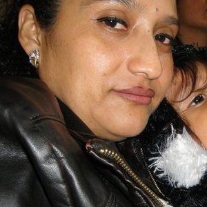 Meet your Posher, Claudia