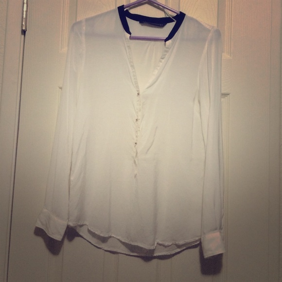 White with gold buttons Zara top