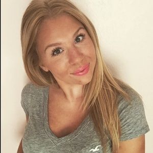 Meet your Posher, Alexandra