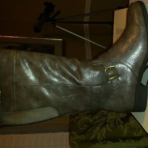 Women's fashion boots