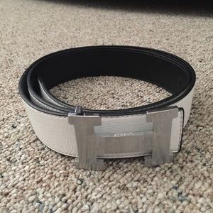 White black Hermes belt
