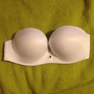 Victoria's Secret Strapless bombshell bra