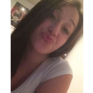 Meet your Posher, Daniela