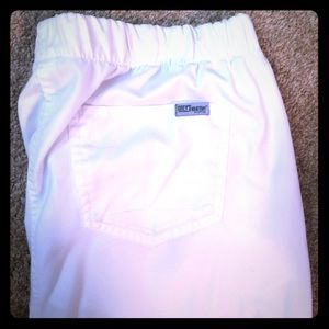 Greys Anatomy white scrubs