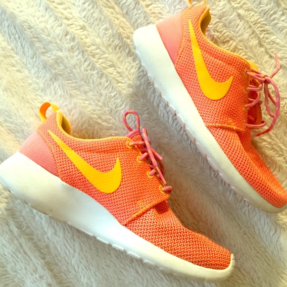 Nike roshe run