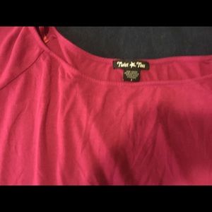 Off shoulder torrid top sz 3 gently worn