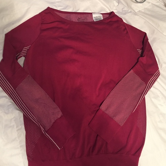 Nike drift pullover