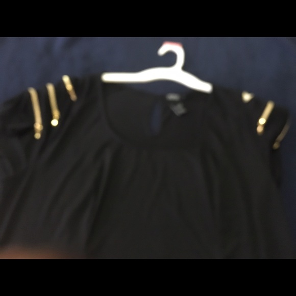 Cute gold zip cold shoulder top sz 2x