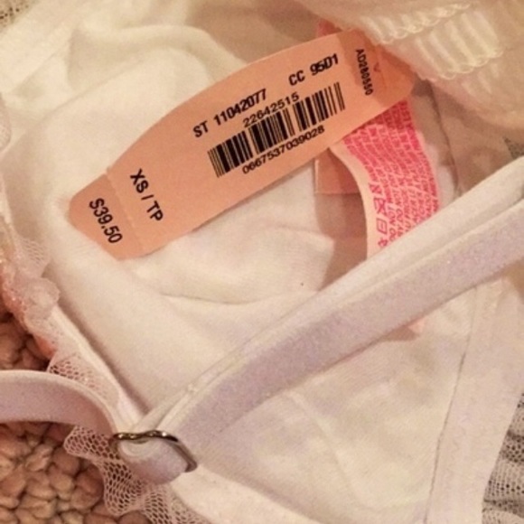 PINK Bralettes - Picture 2 of 4