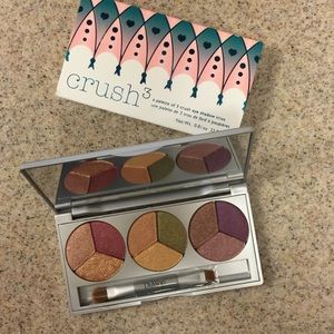 DuWop eyeshadow palette