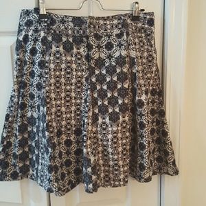 Black and white Skort