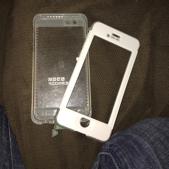 LIFEPROOF 6/6s case.