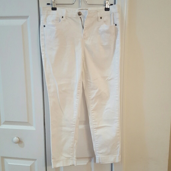 White capris