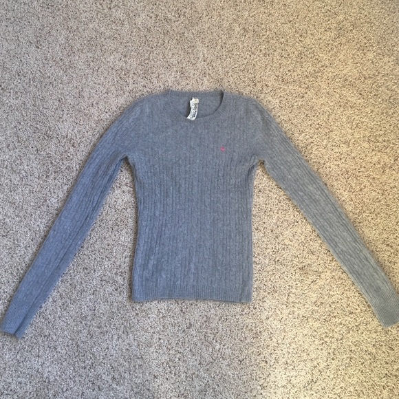 Abercrombie and Fitch cashmere sweater - Picture 1 of 3