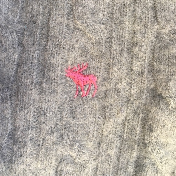 Abercrombie and Fitch cashmere sweater - Picture 3 of 3