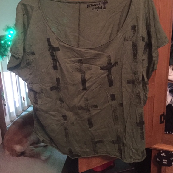 Dark green cross "crop top". - Picture 1 of 1