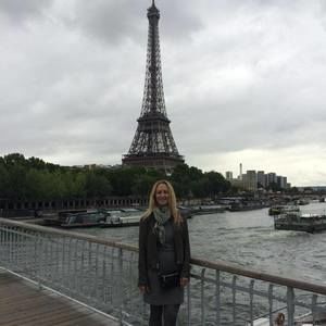 Meet your Posher, Debbie