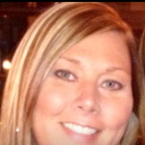 Meet your Posher, Pamela