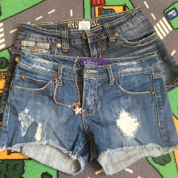 Destroyed shorts Hydraulic & Miley Max