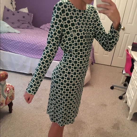 Banana Republic green patterned long sleeve dress