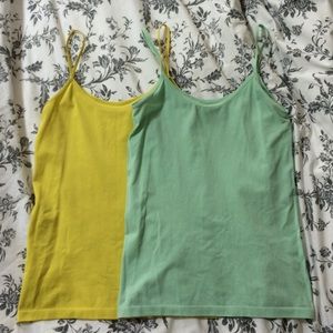 Seamless scoop camis