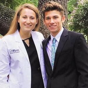 Meet your Posher, Tyler