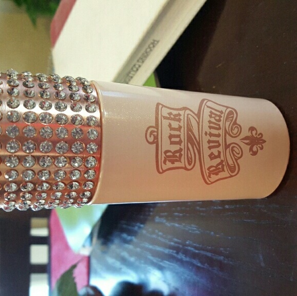 Rock revival perfume