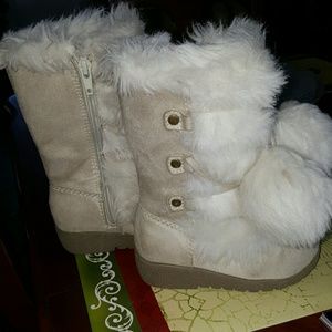 Toddler boots size 8