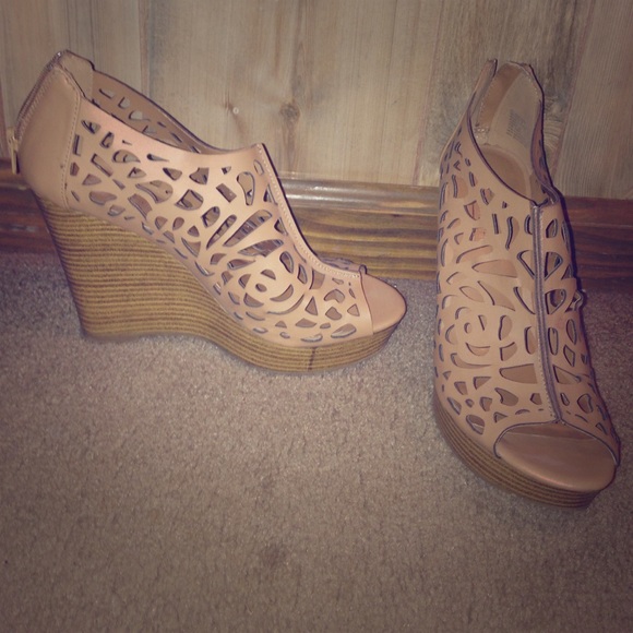 Brown Wedges!