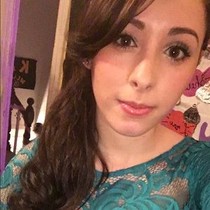 Meet your Posher, Jessica
