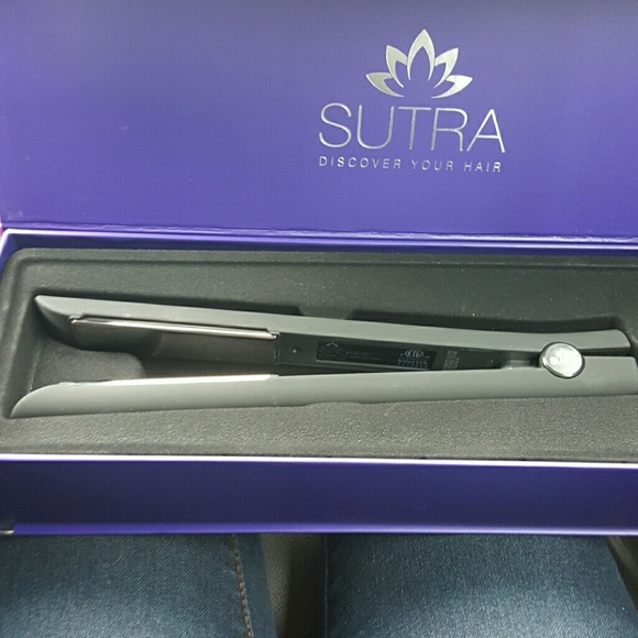 Magno turbo flat iron straightener