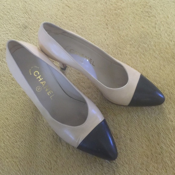 Authentic Chanel pumps