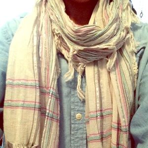 American Eagle scarf