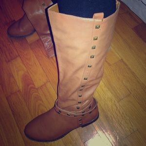 Brown riding boot