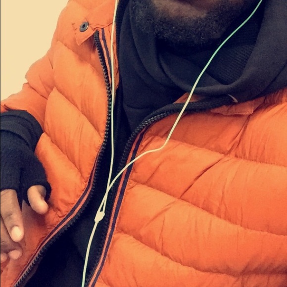 Orange guess bubble jacket - Picture 2 of 2