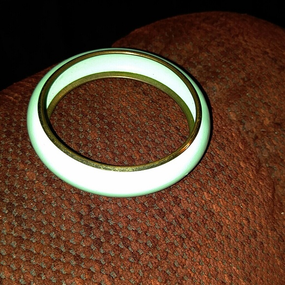 Beautiful bracelets - Picture 3 of 4