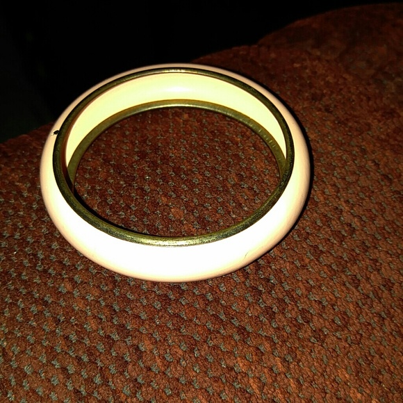 Beautiful bracelets - Picture 4 of 4