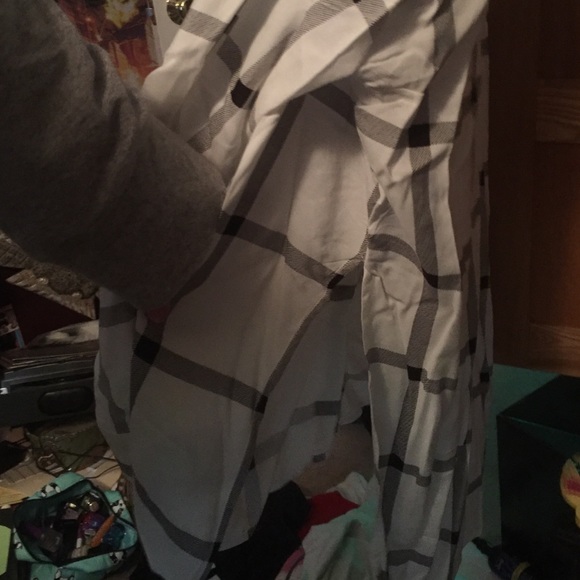 Blu pepper button down. - Picture 2 of 2