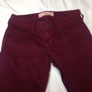 🌹NWOT Burgundy Skinny Jeans🌹