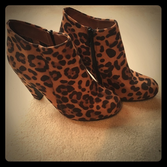 Leopard booties