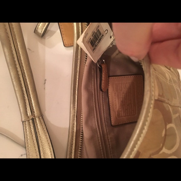 Coach Purse - Picture 3 of 3